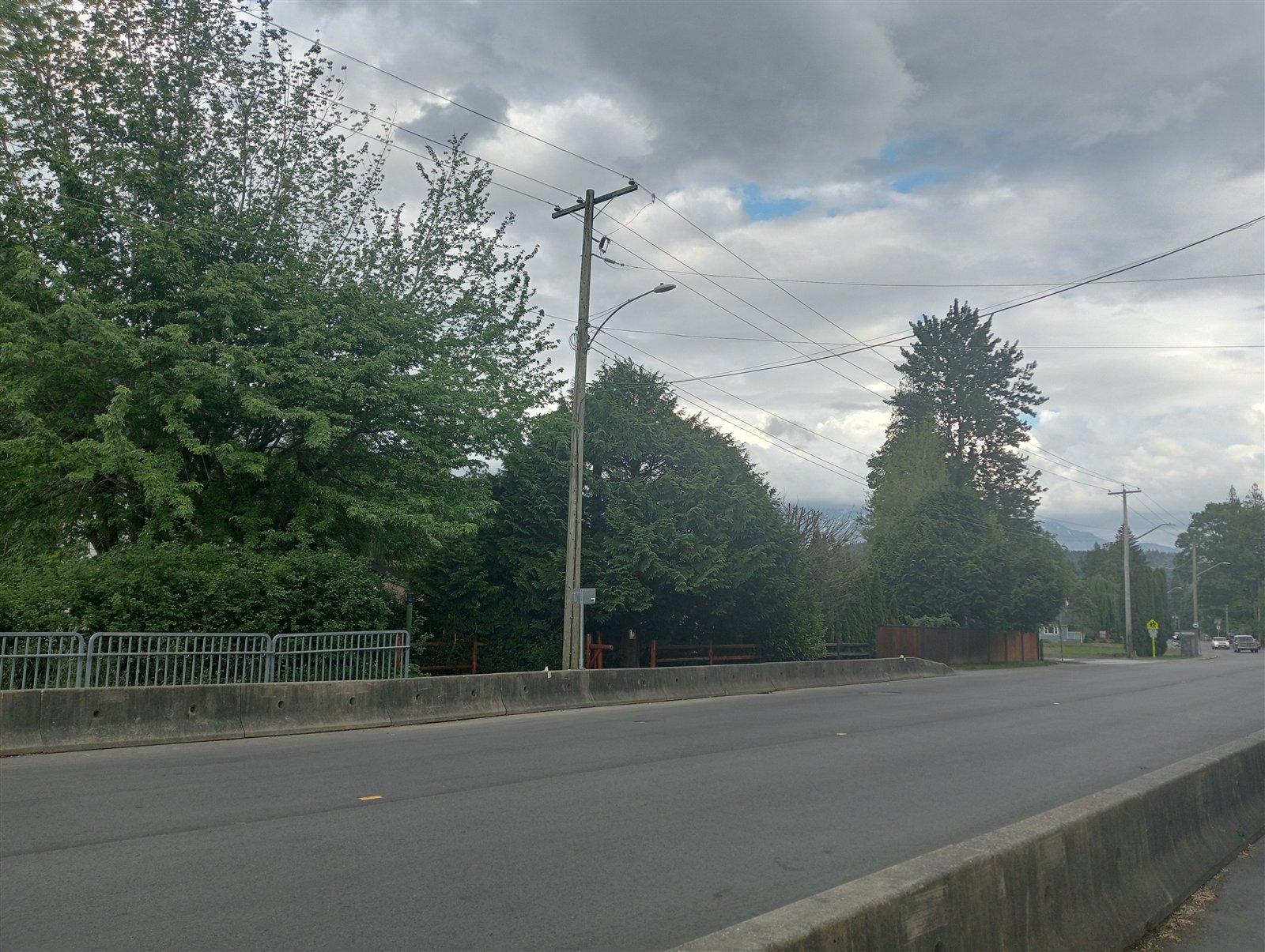 Cabin and Miami River greenway approach